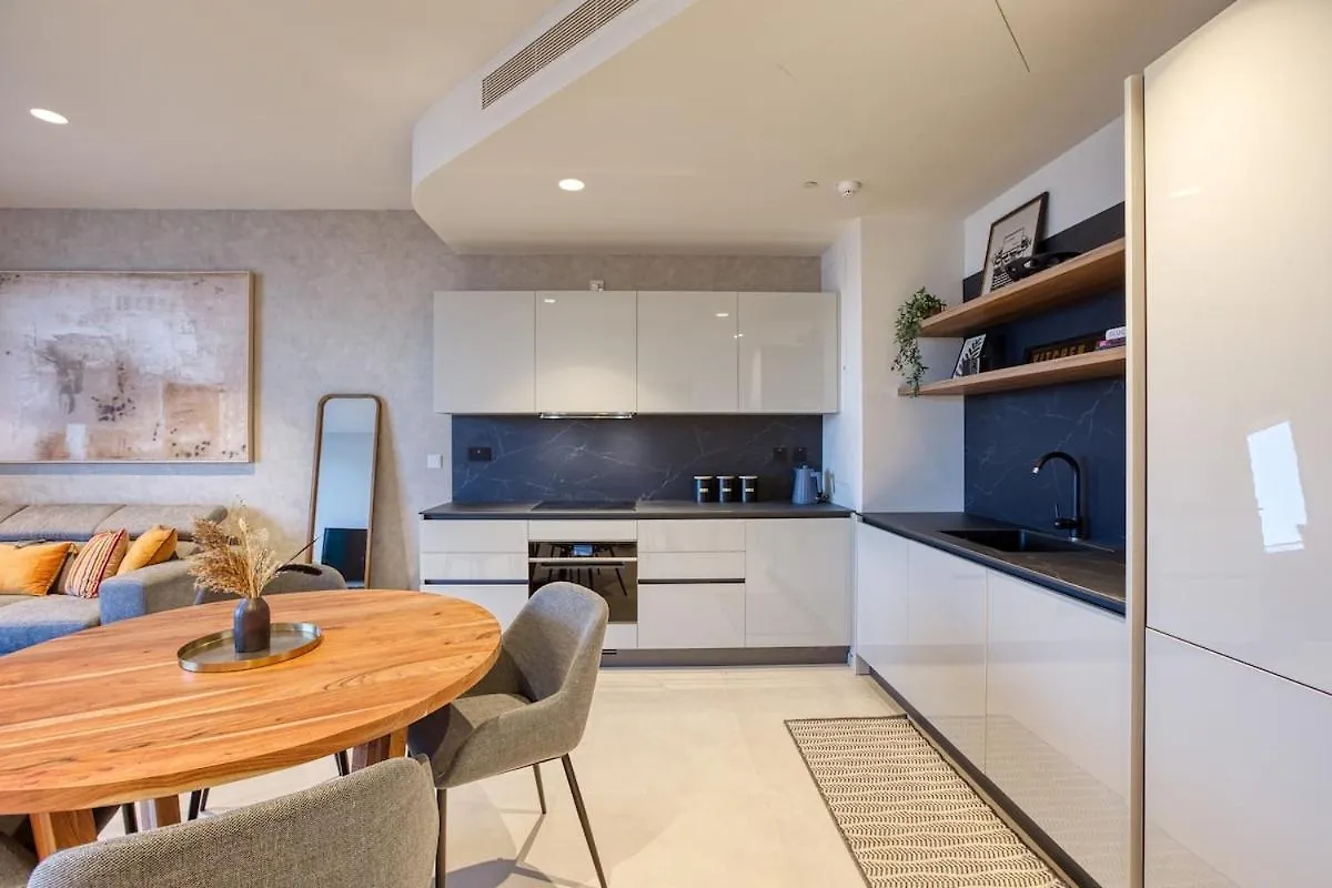 Luxury Apartment On 16Th Floor In Mercury Tower Saint Julian's Malta